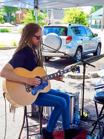 20200711 Market at the Meridian 01